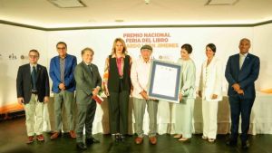 Manuel Matos Moquete, Premio Nacional Feria del Libro Eduardo Leon Focus